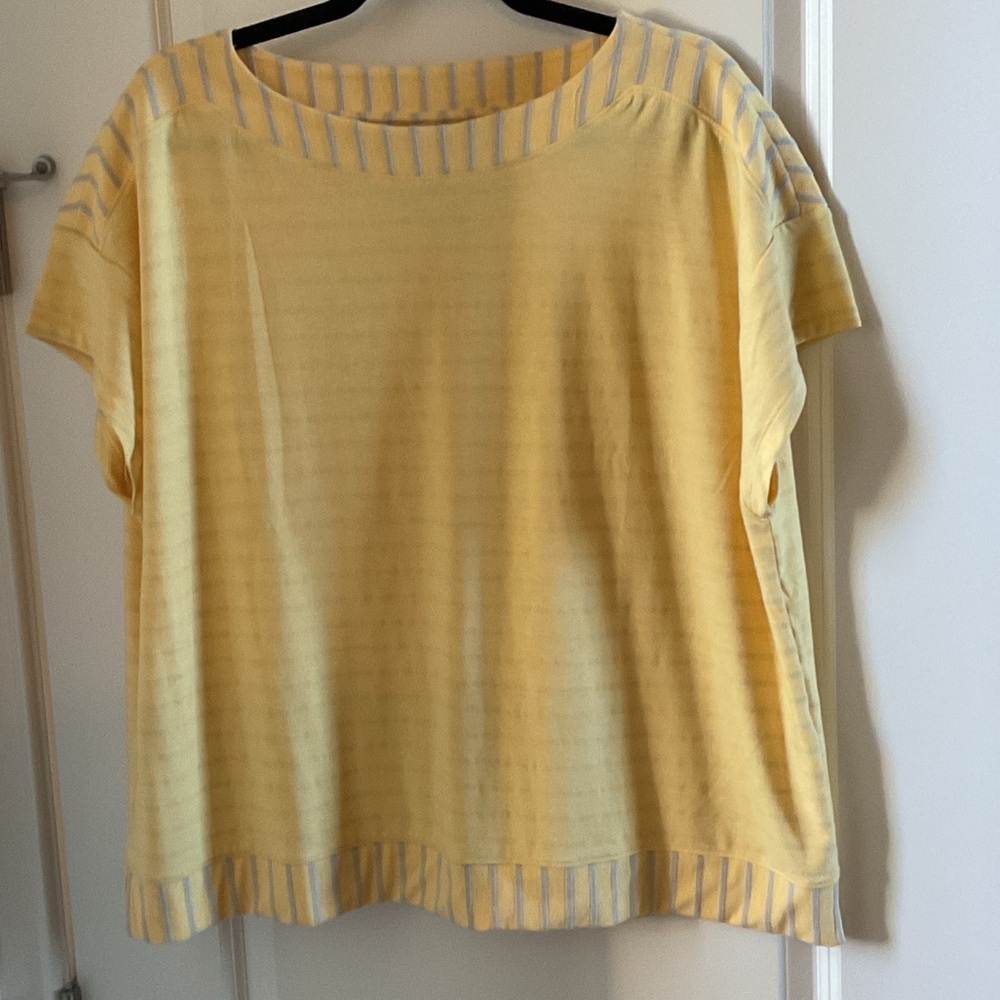 Chico's Soft Yellow Striped Short Sleeve Top